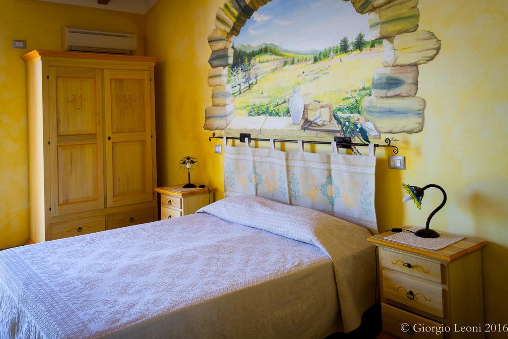 Agriturismo Le Vigne Ducali Mandas Exterior photo